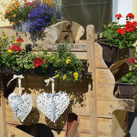 Gasthof Zur Schmiede Berg im Drautal Bagian luar foto