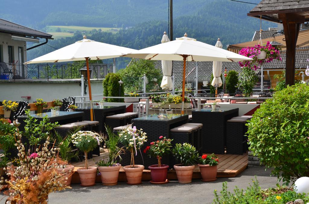 Gasthof Zur Schmiede Berg im Drautal Bagian luar foto